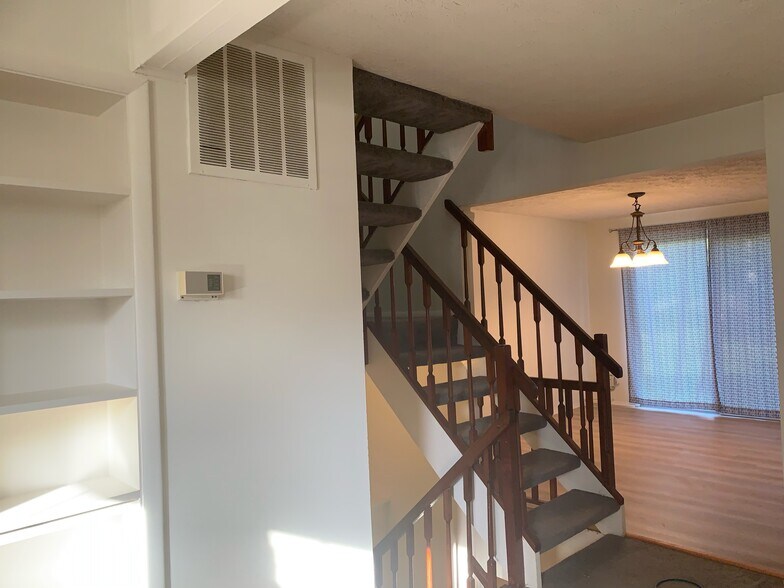 Building Photo - 7700 Fawn Ct