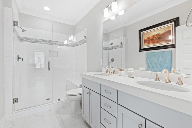 Building Photo - Gorgeous 3 level modern farmhouse townhome...