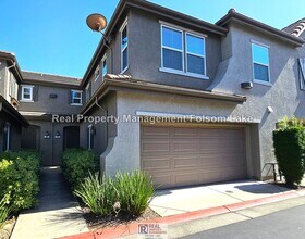 Building Photo - 3 Bed 2.5 Bath | Large Patio | Rivage in the Parkway