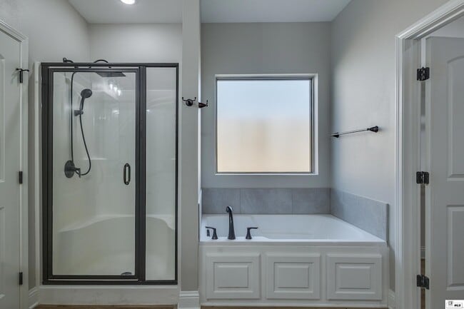 Building Photo - 134 Clearwater Cir