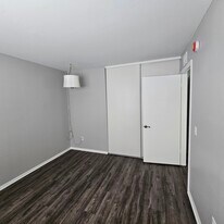 Building Photo - 8638 Collett Ave