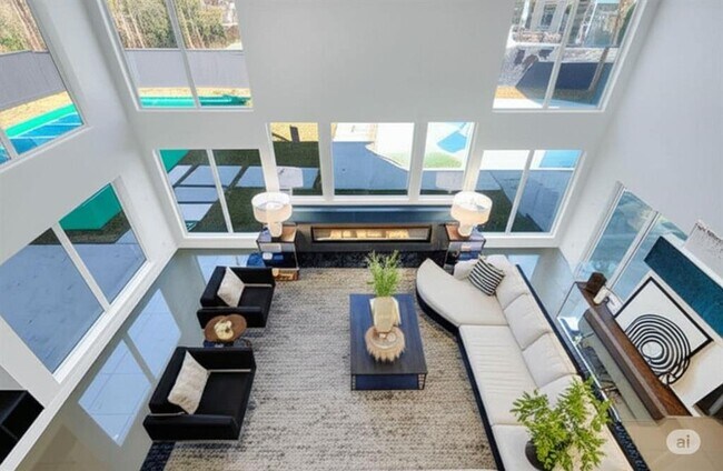 Building Photo - 12564 Memorial Dr