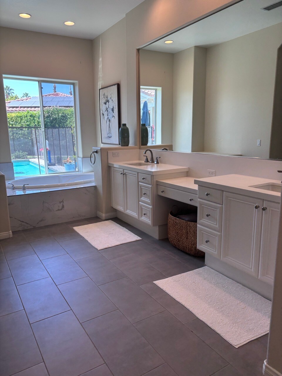 Building Photo - 90 Clavel Ct