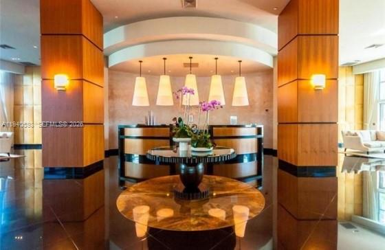 Building Photo - 3101 S Ocean Dr