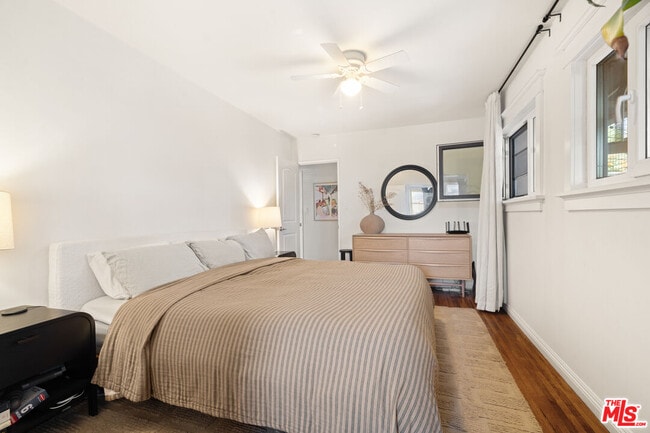 Building Photo - 3972 Keeshen Dr