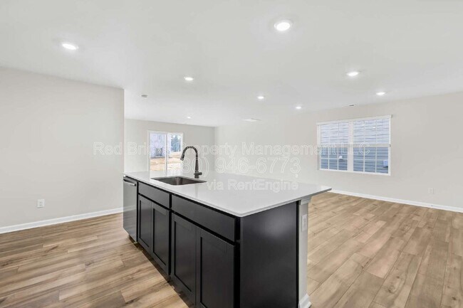 Building Photo - 15126 Windy Plns Rd