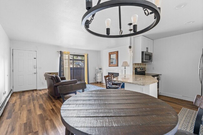 Building Photo - North Boulder Condo!