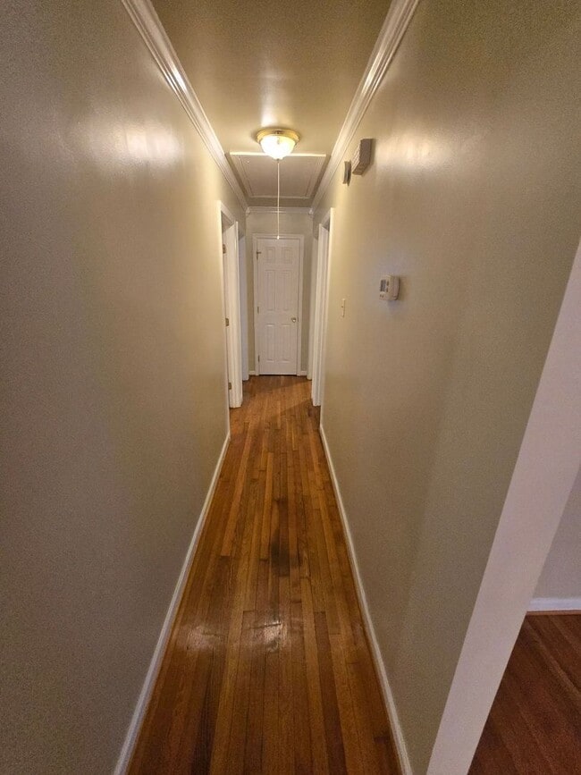 Building Photo - 3 BR House in S. Chesterfield - Available Now!