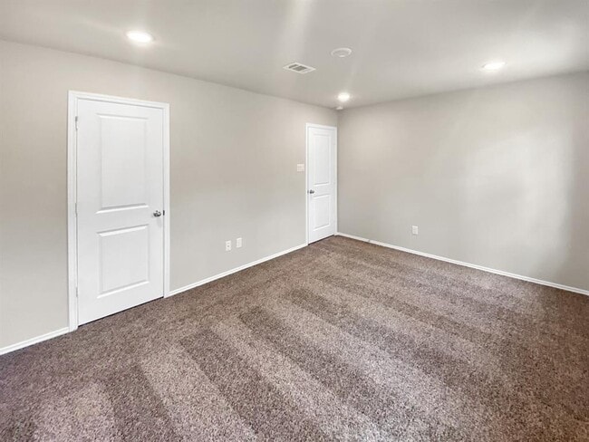 Building Photo - 405 Mohawk Dr