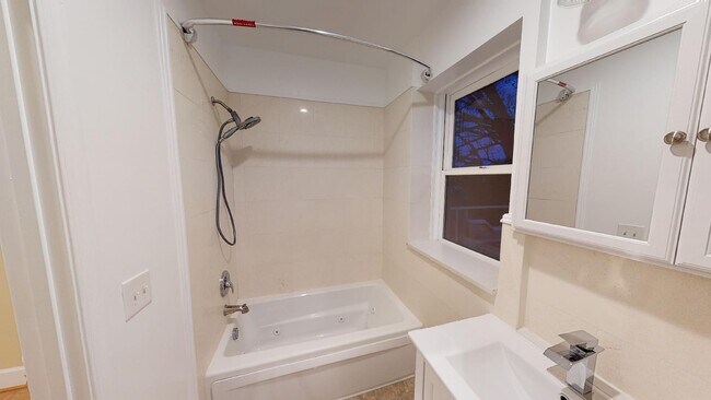 Building Photo - 5506 14th St NW