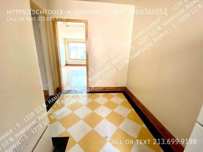 Building Photo - 1229 1/2 N. Hampshire Avenue-5