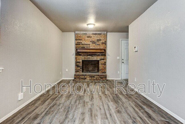 Building Photo - 310 NW 118th St