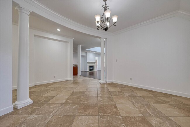 Building Photo - 25510 Autumnwind Ct