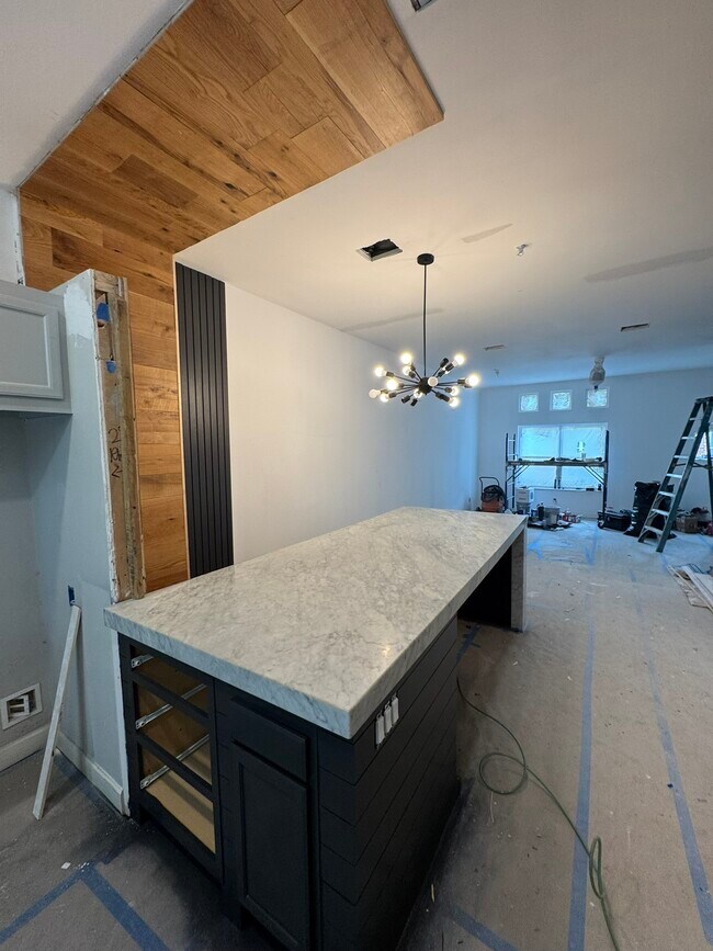 Building Photo - 2710 Hullsmith Dr