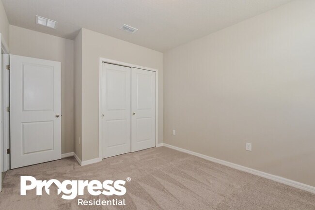 Building Photo - 1026 Oak Vly Dr