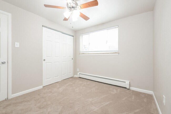 Building Photo - 1033 Ammons St