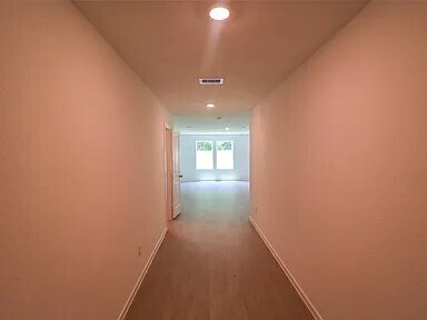 Building Photo - 31453 Moore Rd