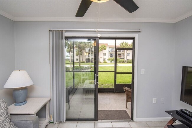 Building Photo - 4250 A1A S