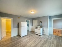 Building Photo - 357 Wilson St