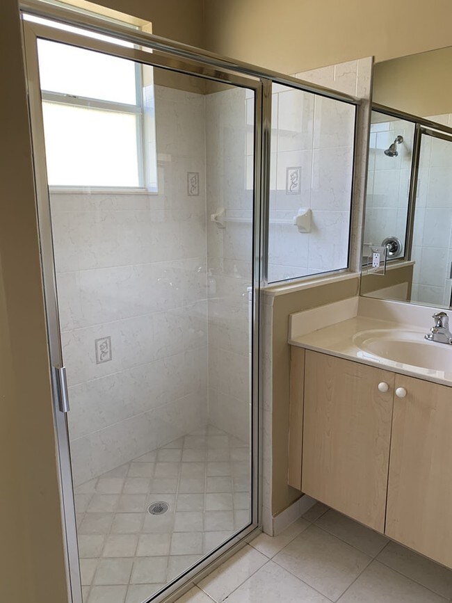 Master Bathroom - 6312 Spring Lake Terrace