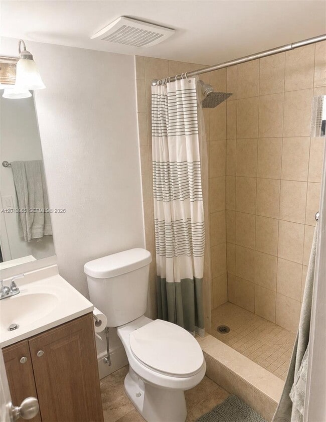 Building Photo - 8475 SW 156th Ct