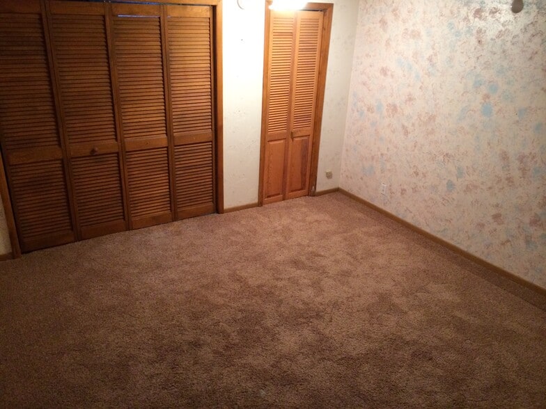 Building Photo - 4889 Vista Hills Dr
