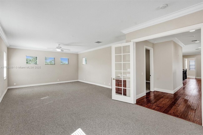 Building Photo - 7607 NW 127th Manor