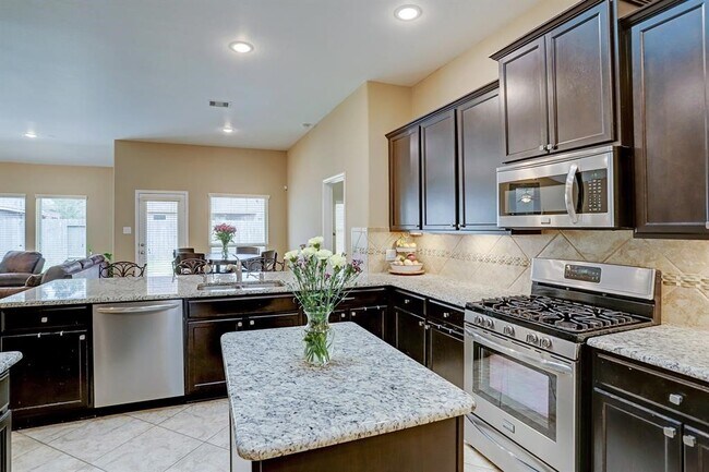 Building Photo - 4411 Eclipse Park Ct