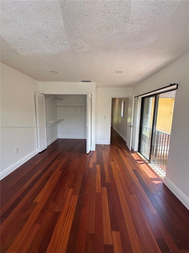 Building Photo - 10119 Costa Del Sol Blvd