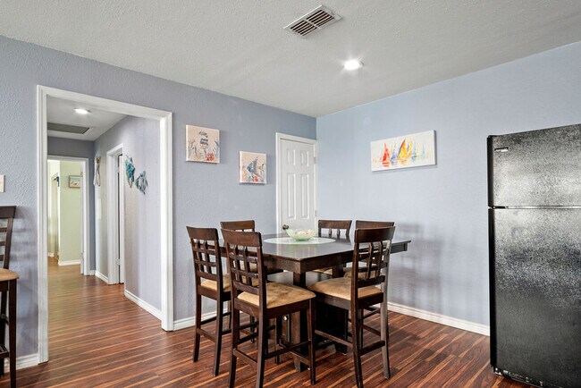 Building Photo - 6275 TX-361