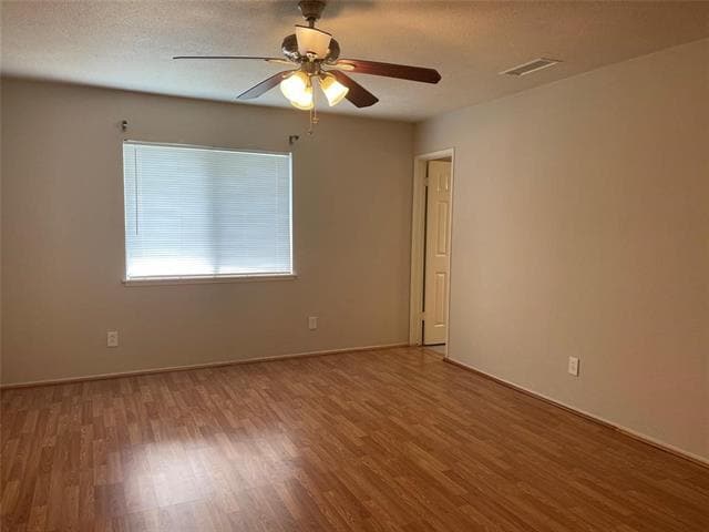 Building Photo - 630 Valley View Dr
