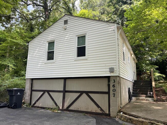 Building Photo - 3607 Boyds Bridge Pike