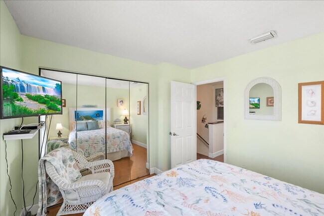 Building Photo - 1733 Sea Fair Dr