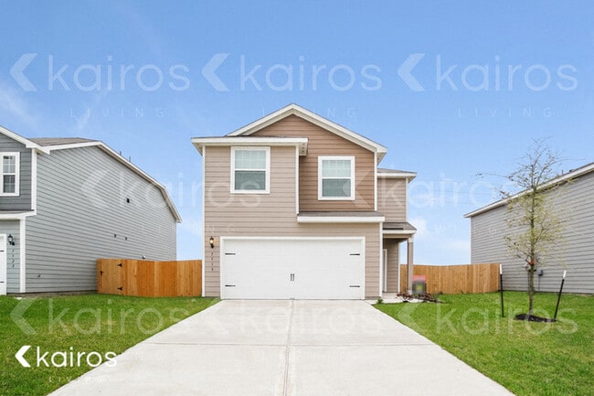 Primary Photo - 5518 Sapphire Lagoon Rd