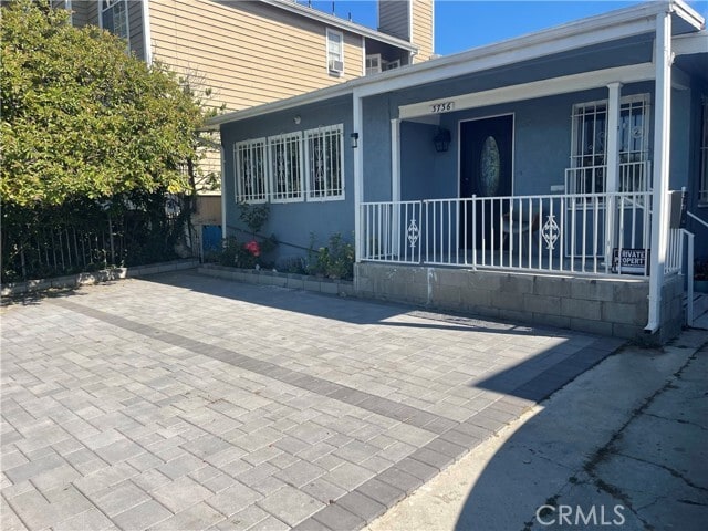 Building Photo - 3736 Veteran Ave