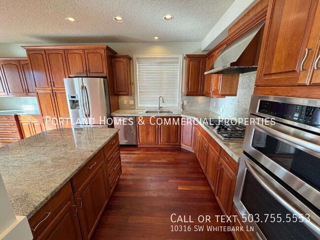 Building Photo - 10316 SW Whitebark Ln