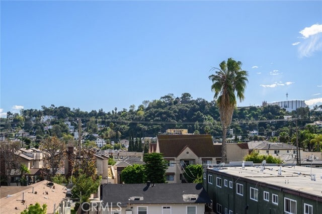 Building Photo - 1004 E Garfield Ave