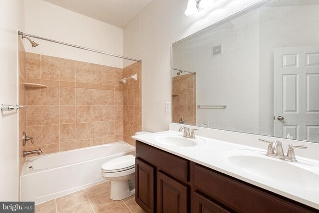 Building Photo - 7558 Stoney Run Dr