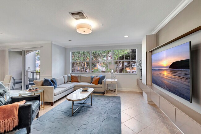 Building Photo - 5585 NE Trieste Way