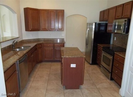 Building Photo - 1292 Verde Dr