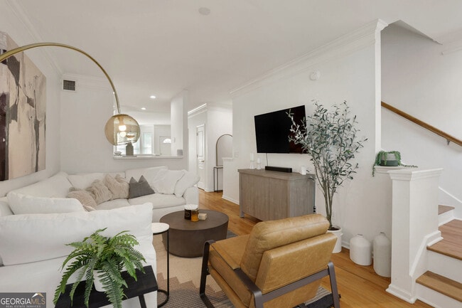 Building Photo - 375 Highland Ave NE