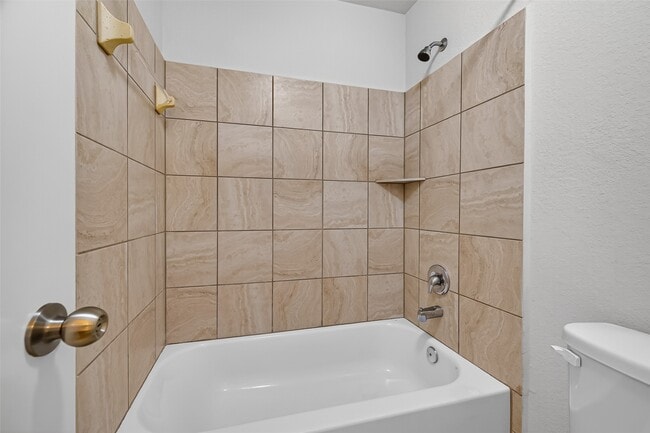 Building Photo - 20123 Windy Stone Dr