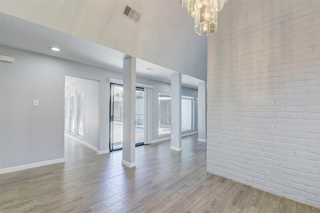 Building Photo - 4535 Turf Valley Dr