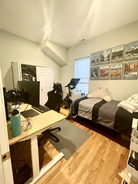 Building Photo - 1933 N Sedgwick St