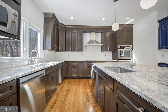 Building Photo - 11620 Piney Spring Ln