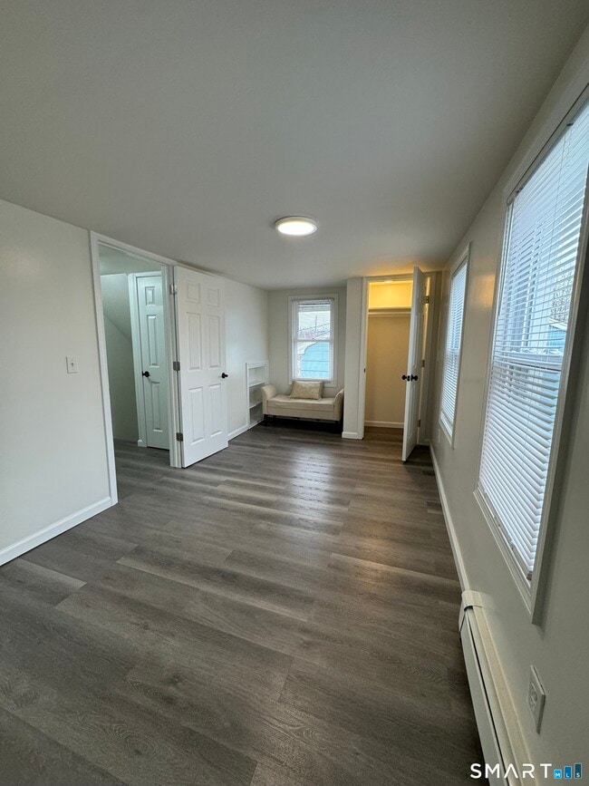 Building Photo - 19 Benham Ave