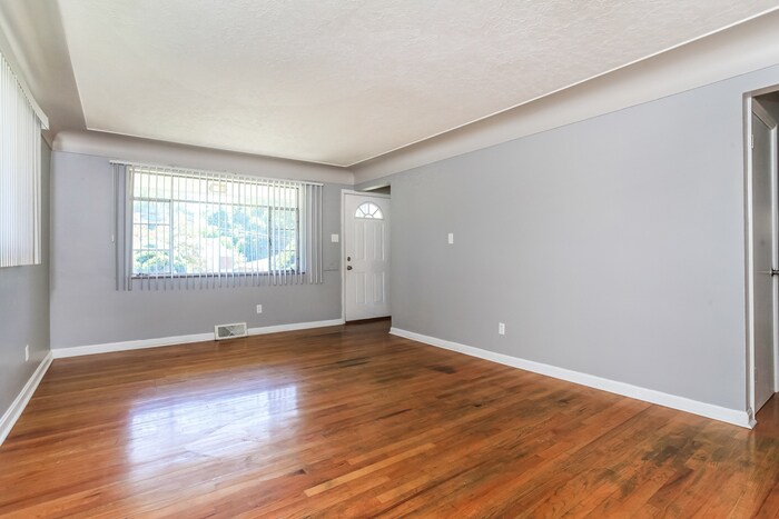 Building Photo - 5776 Timrick Ct