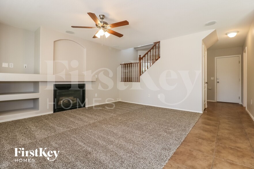 Building Photo - 15903 N 171st Dr