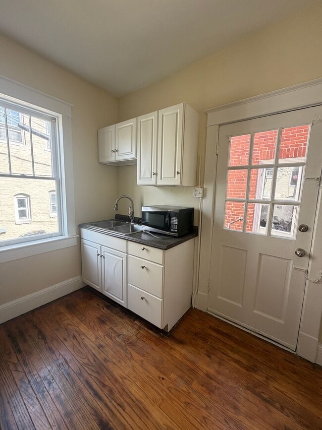 Building Photo - Beautiful brick two-story townhome