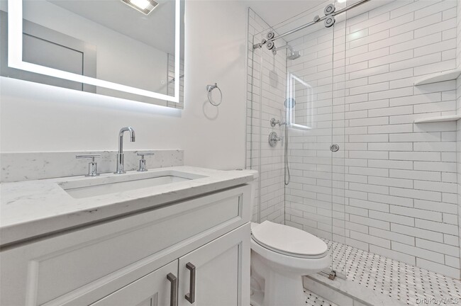 Building Photo - 5823 Fieldston Rd